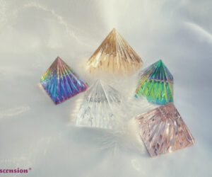 Ascension-LichtKristall-Pyramiden